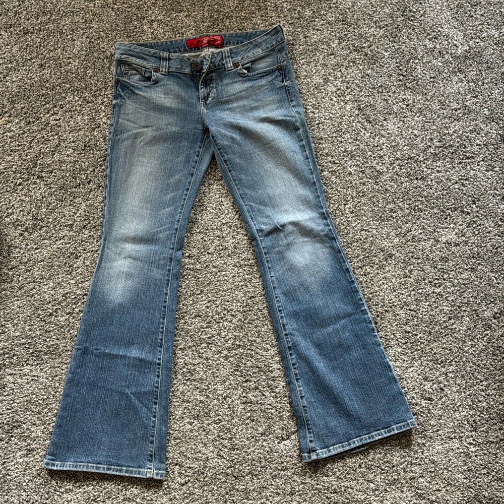Guess daredevil flare jeans. Stretch. Size 29